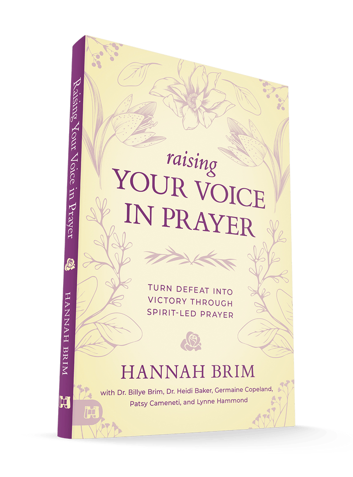 Raising Your Voice in Prayer: Turn Defeat into Victory Through Spirit - led Prayer – November 4, 2025 - Faith & Flame - Books and Gifts - Harrison House - 9781667511597
