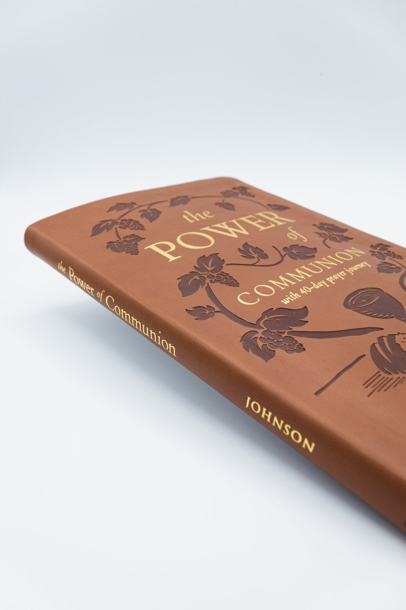 The Power of Communion with 40-Day Prayer Journey (Leather Gift Version): Accessing Miracles Through the Body and Blood of Jesus Imitation Leather – February 15, 2022 by Beni Johnson (Author), Bill Johnson (Author) - Faith & Flame - Books and Gifts - Destiny Image - 9780768461114